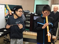 尺八と龍笛に興味津々です