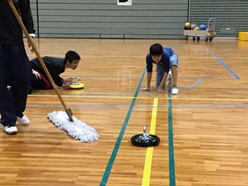 カローリングをしています