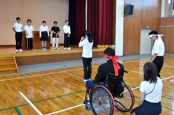 壮行会。生徒代表から激励のことばをもらっています