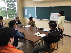 保健理療科の授業の様子です