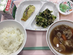 今日の給食は山形県にちなんだメニューでした