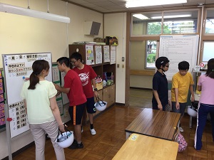 教室環境チェックの様子