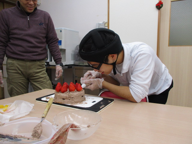 ケーキ作り１