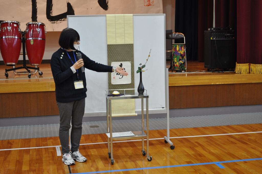 茶道部部活紹介の様子
