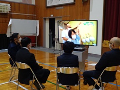 動画視聴の様子