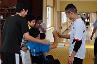 橋本さんハイタッチ