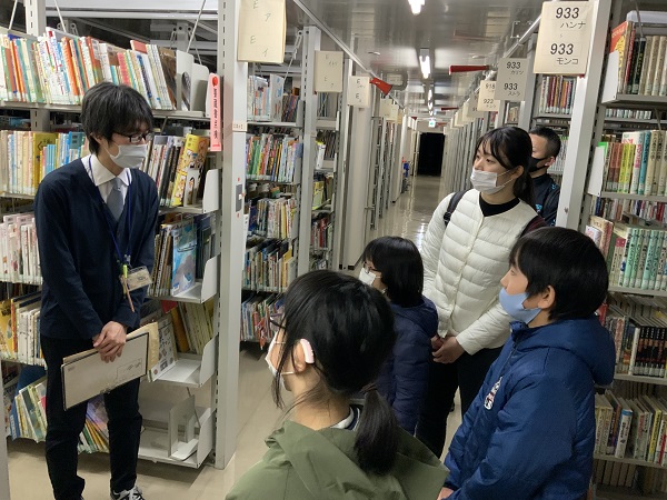 地下の書庫