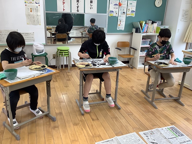 小学部図工の様子１