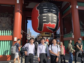 修学旅行(２日目浅草寺１)