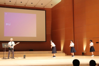 演劇