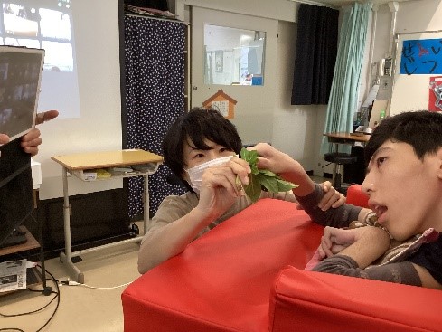 こじ１