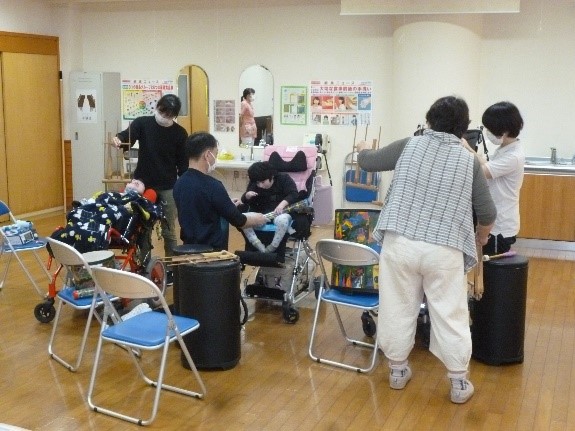 ど１