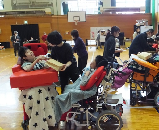 ６在校生からのプレゼント
