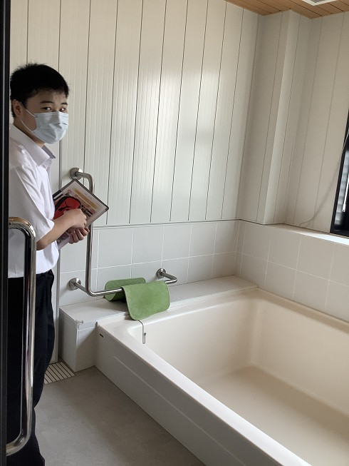 職場見学　浴室見学
