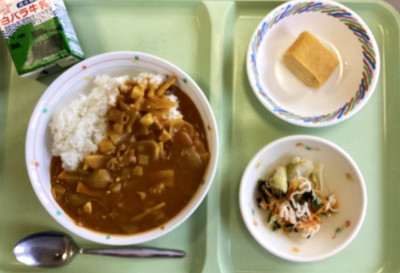 カレー（たけのこ）