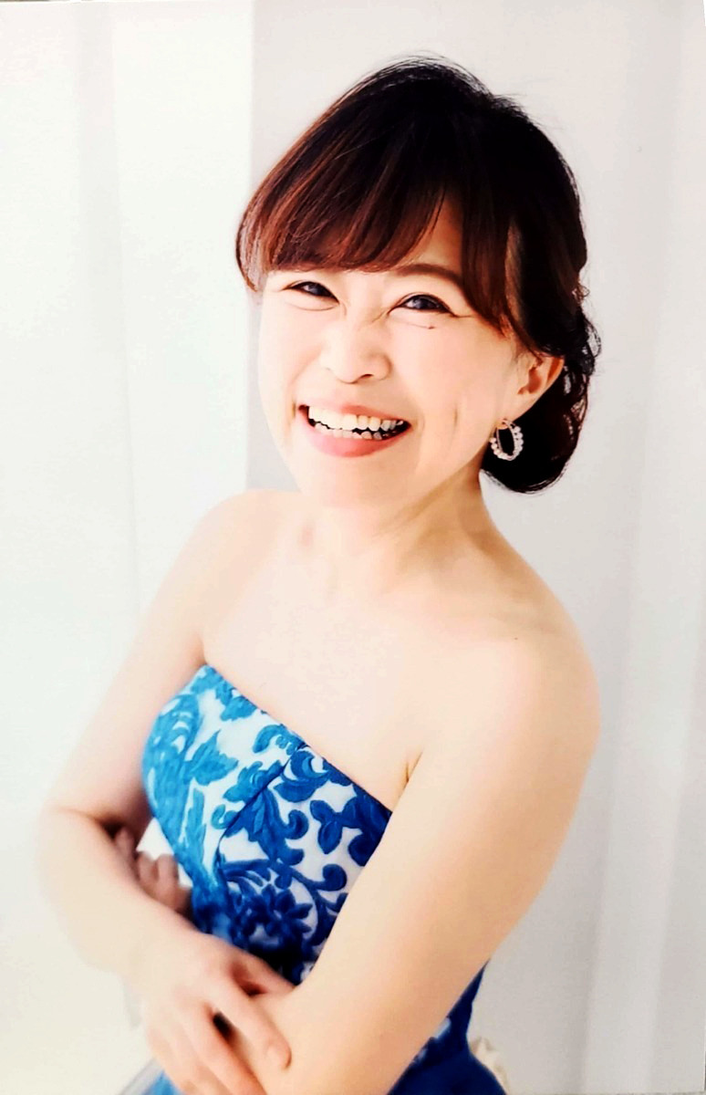 ピアノ吉岡さん写真