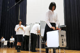 04
