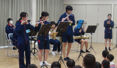吹奏楽写真１（楽器紹介）