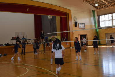球技大会女子バレー