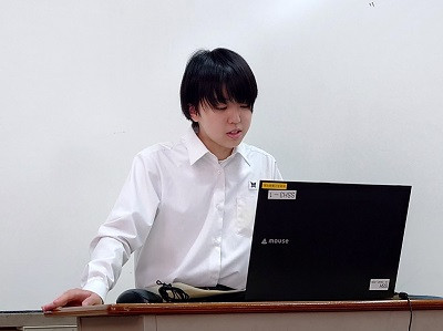 前期生徒総会 (会長)