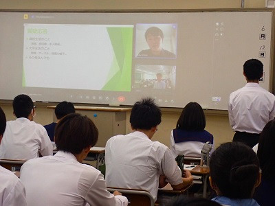 1-7進路講演会【写真1】