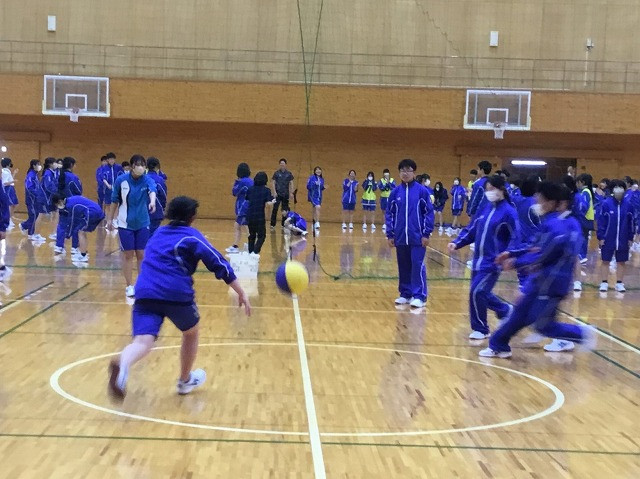 ⑤