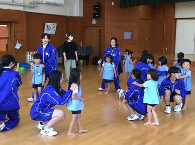 ④