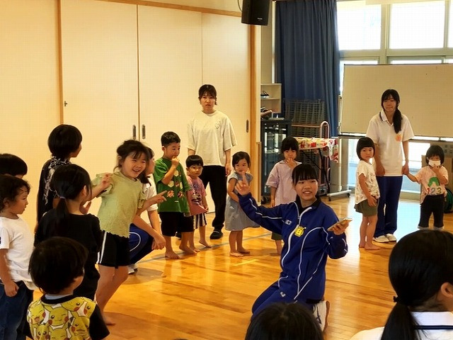 ③