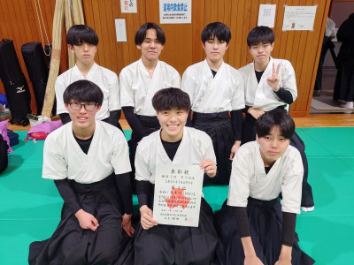 弓道中国予選男子団体４位