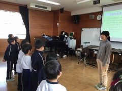 卒業式の歌「たびだちの日に」