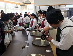 パンまつり接客