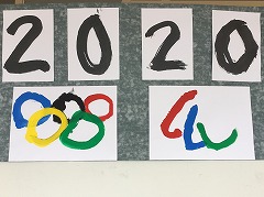 小学部の廊下掲示
