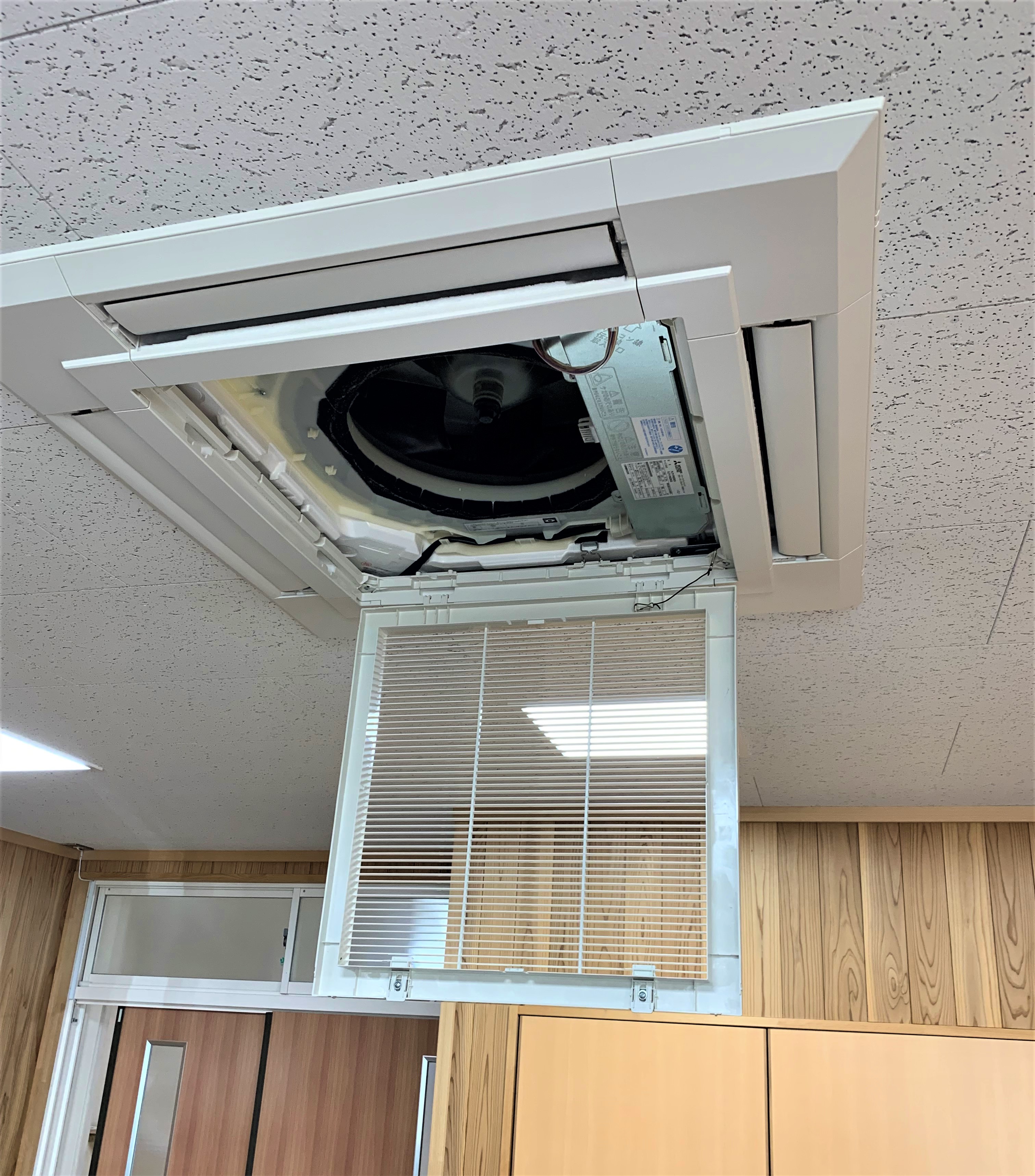 エアコン
