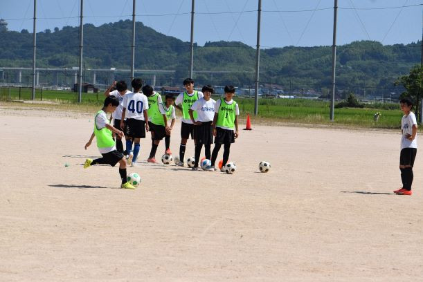 サッカー5