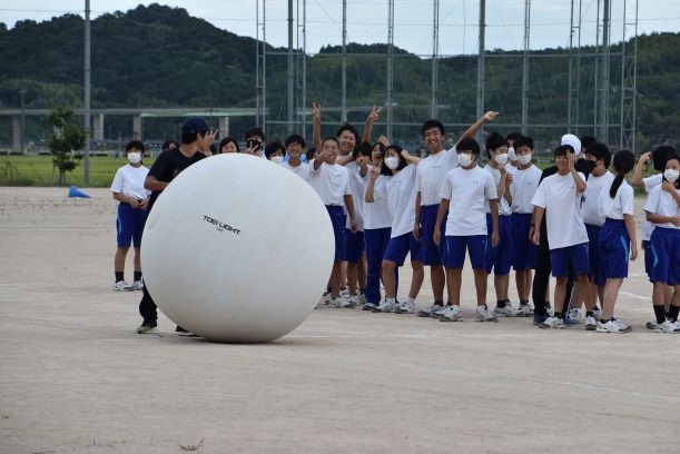 大玉転がし7