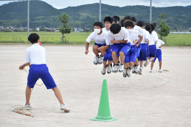 運動会練習3年大縄3