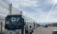 修学旅行バス