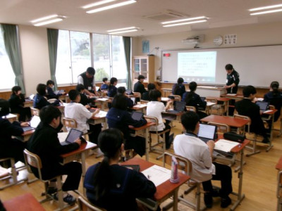 ④