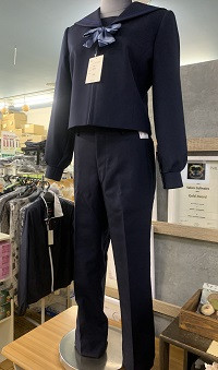スラックス